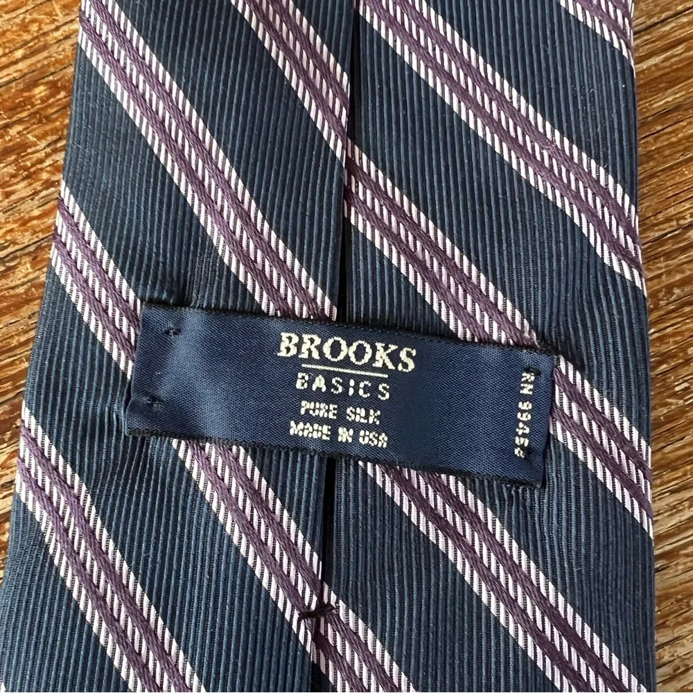 Brooks Brothers Basics Silk Tie Navy Stripes Made in USA